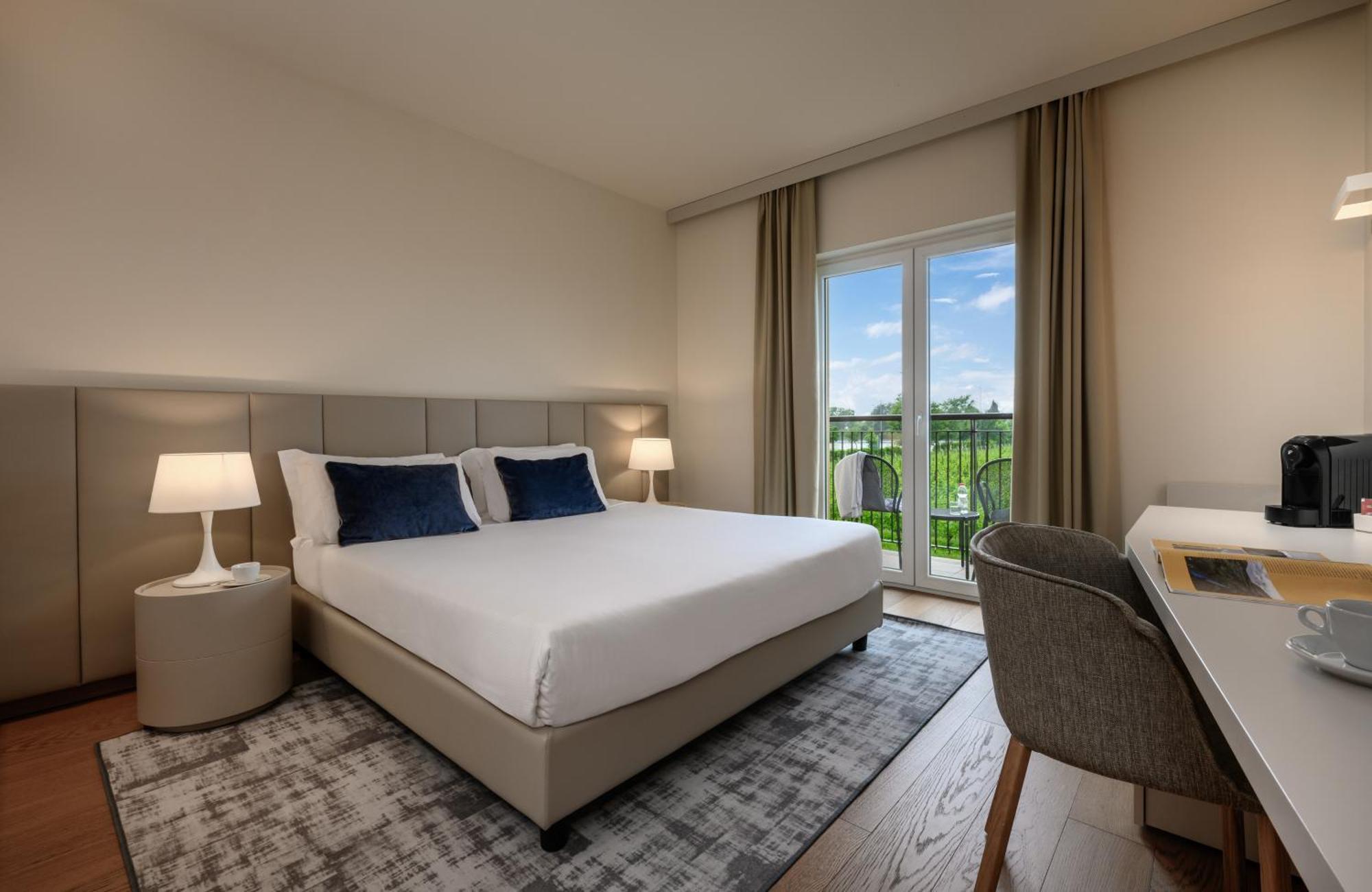 Leonardo Hotel Lago Di Garda - Wellness And Spa Lazise Exterior foto